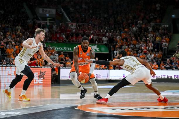 逐步提高的 逐步提高的