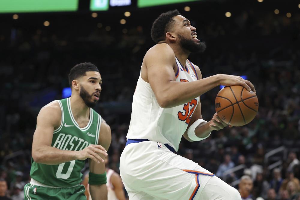 而矛头直指 而矛头直指