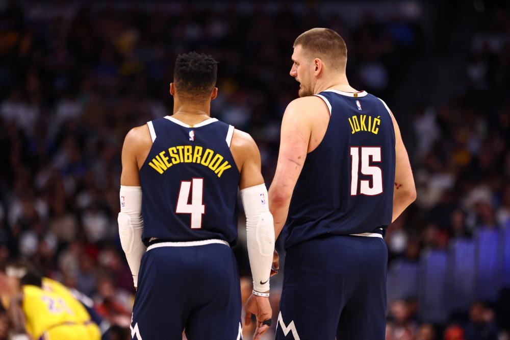 的移动方向 的移动方向